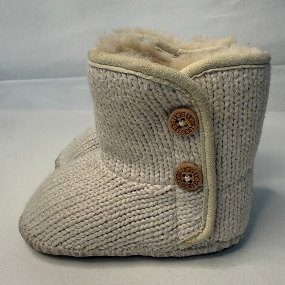UGG Baby Booties Size 2/3 Beige Knit Shearling Lined Warm Cozy Fall Winter Prep - Picture 2 of 14
